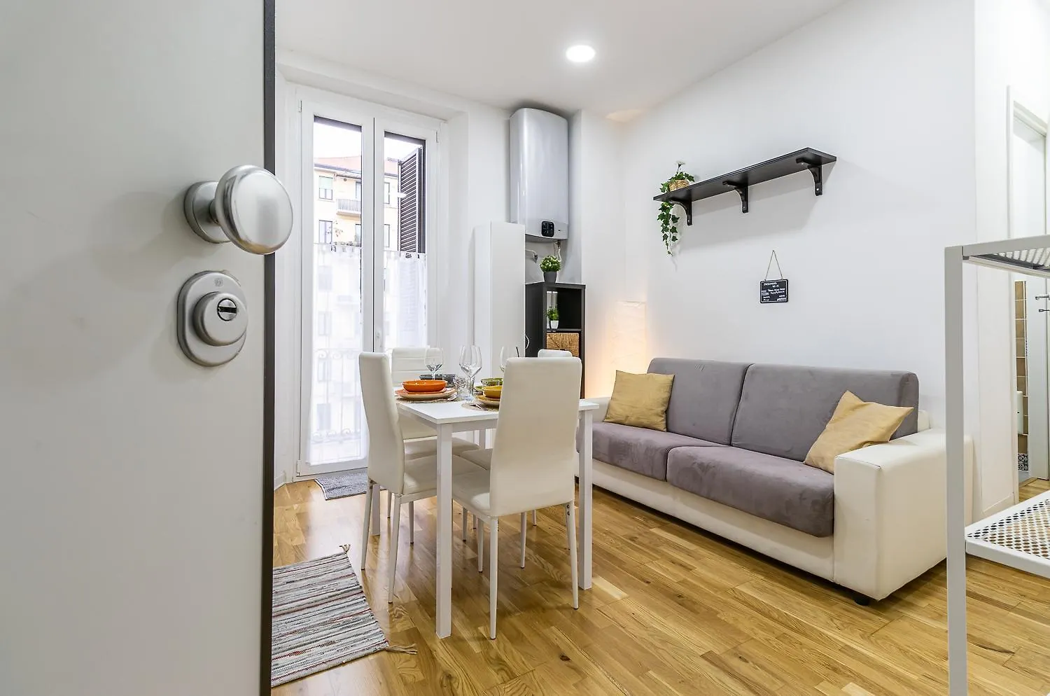 Milano Centrale - Parking Nearby And Free Wifi